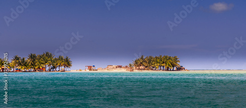 Photos Beautiful San Blas island at politically autonomous Guna territory in Panama