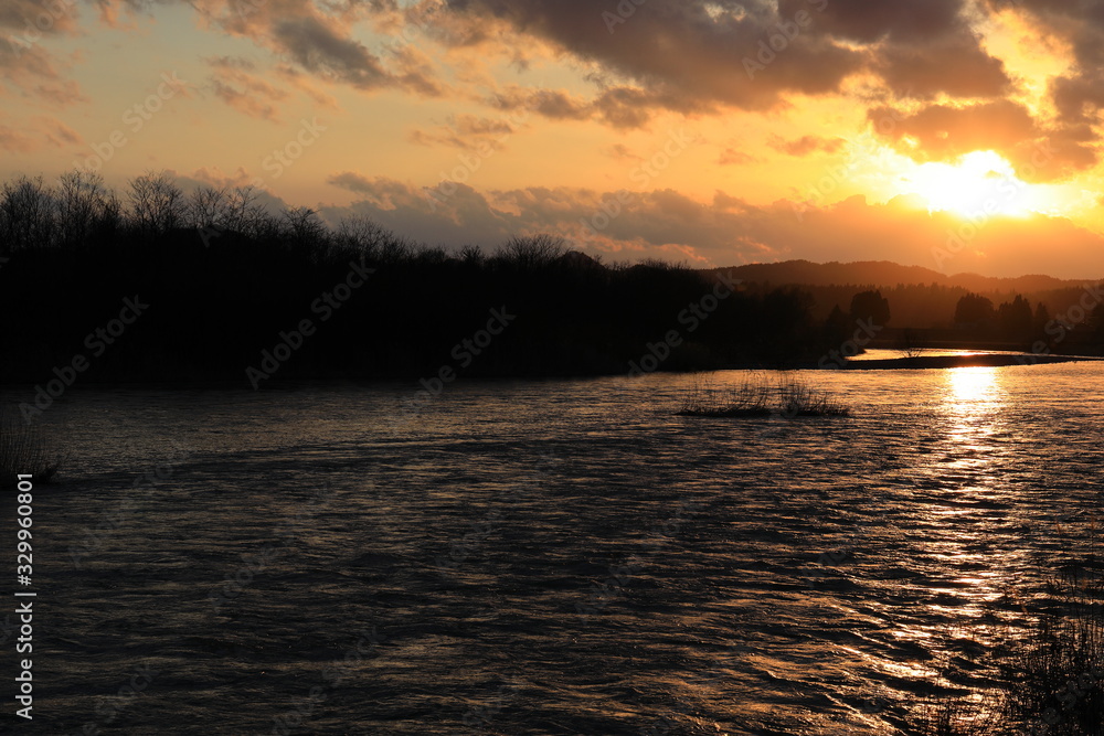 Naklejka premium 夕焼け空 美しい風景