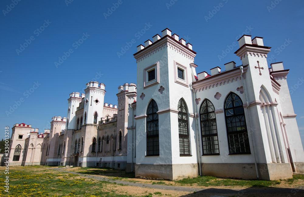 Fototapeta premium Kossovo castle in Belarus in May
