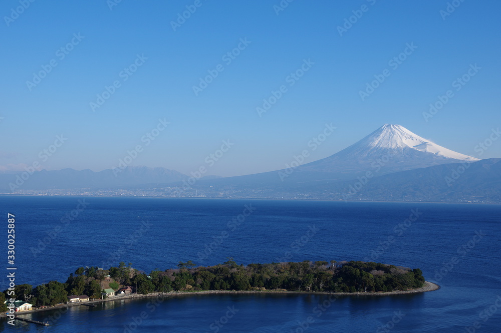 富士山が見える場所　大瀬崎