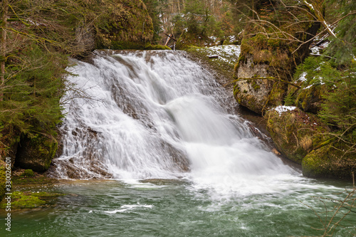 Fototapeta Naklejka Na Ścianę i Meble -  Wasserfall im Eistobel in Bayern 