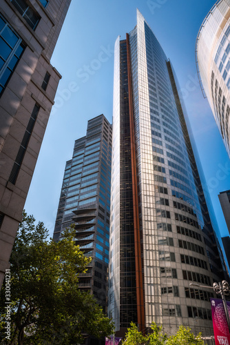 Canvas Print Looking up to the towering  skyscrapers at Aurora Place, in Sydney CBD, Australia