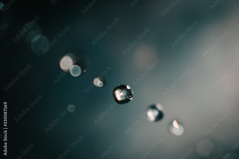 Water drops like Pearls Water drops like Pearls