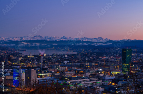 Zurich city overlook at sunset © Octavian