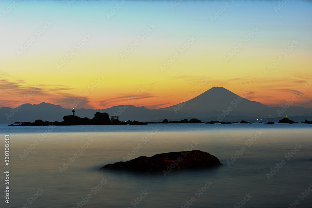 葉山から富士を望む