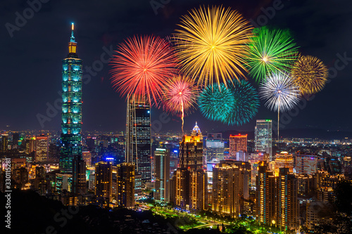 Fireworks festival at night in Taipei, Taiwan. © tawatchai1990