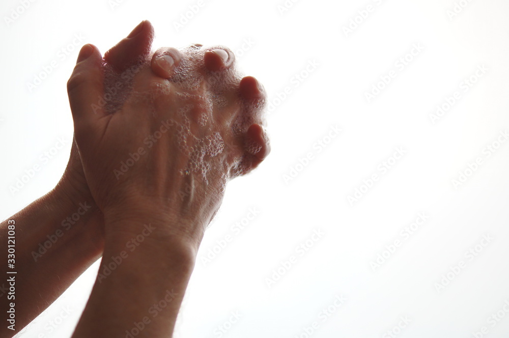 Naklejka premium Hand waschen beten