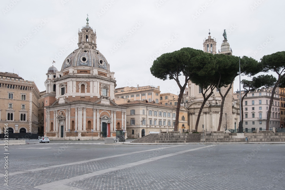 Roma senza turisti e persone