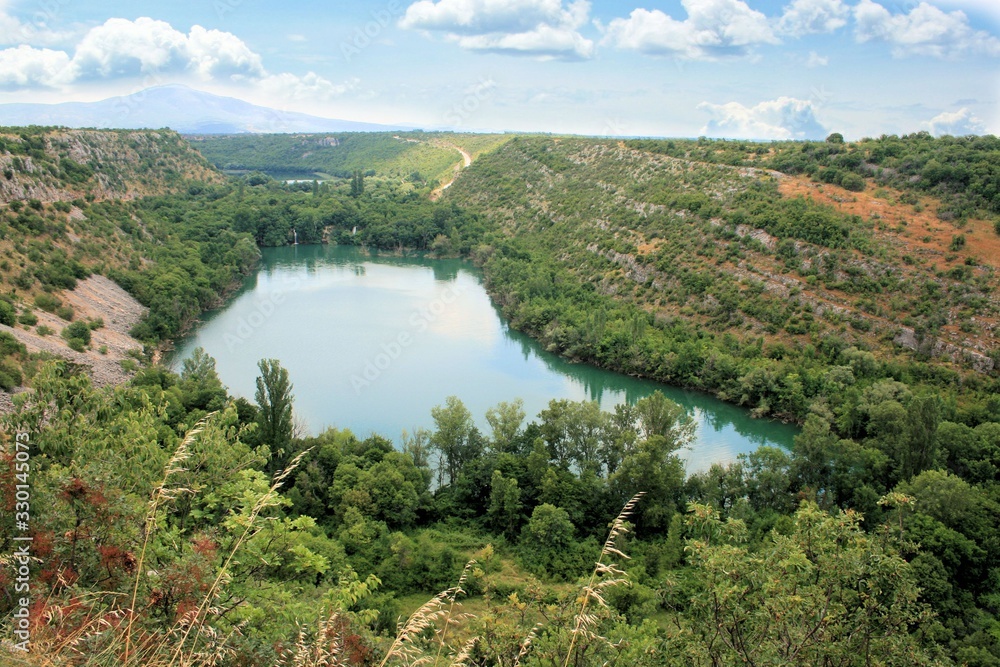 Fototapeta premium lake near the Manojlovac waterfalls, N.P. Krka, Croatia