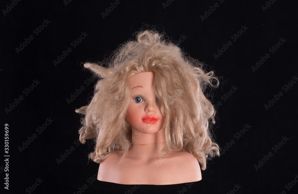 Fototapeta premium halloween doll head on black background