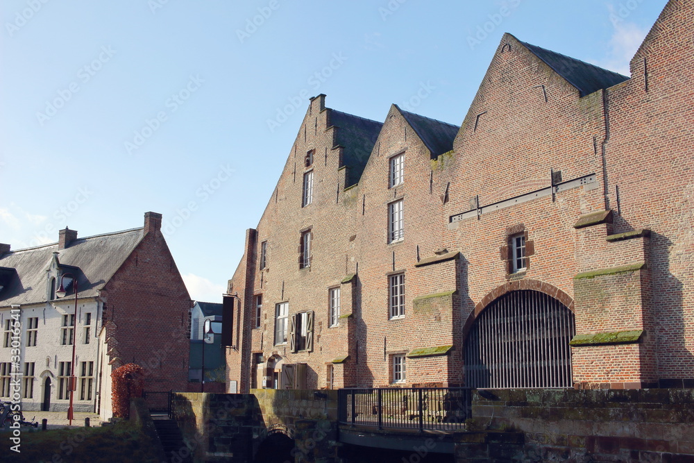 s’Hertogenmolens: large water mills on the river Demer in Aarschot (Belgium). Built around 1510. View from the east s’Hertogenmolens: large water mills on the river Demer in Aarschot (Belgium). Built around 1510. View from the east