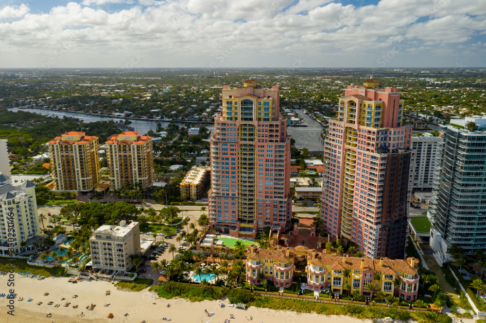 Aerials Fort Lauderdale FL USA The Palms Condominiums