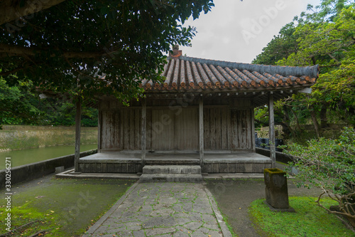 Benzaitendo temple and the pond at Shuri Castle, Naha city, Okinawa, Japan. © bennnn