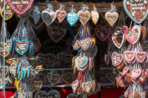 folk festival, hearts made of gingerbread