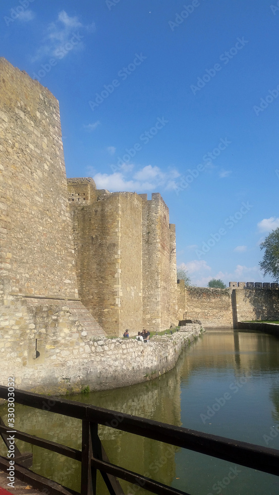 Obraz premium The walls of the medieval fortress in Smederevo, Serbia