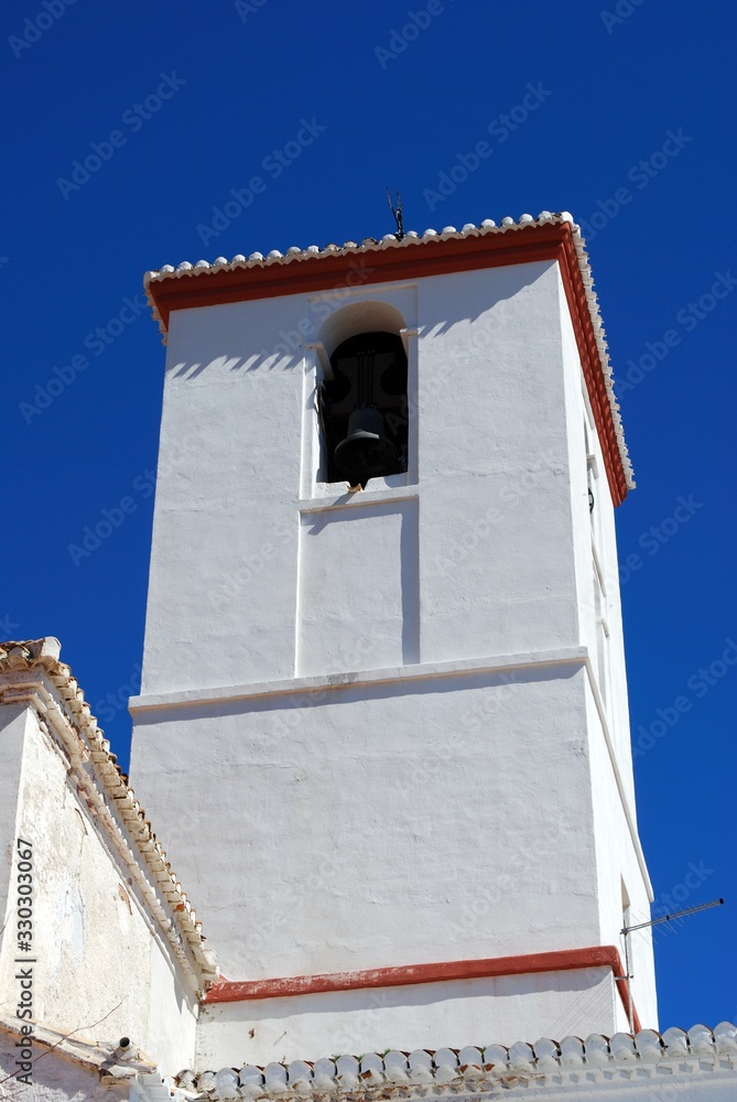 Φωτογραφία View of Our Lady of the Head church in the centre of the village, Capileira, Spain