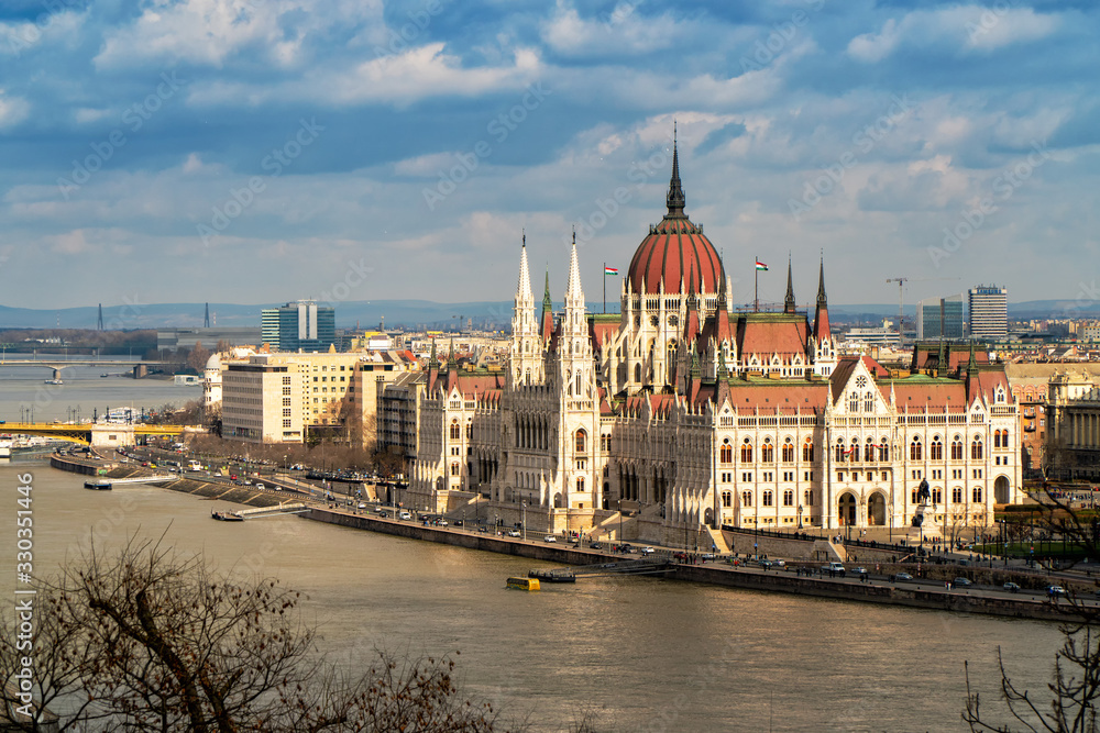 Beautiful panorama of the Hungarian parliament overlooking the Danube
