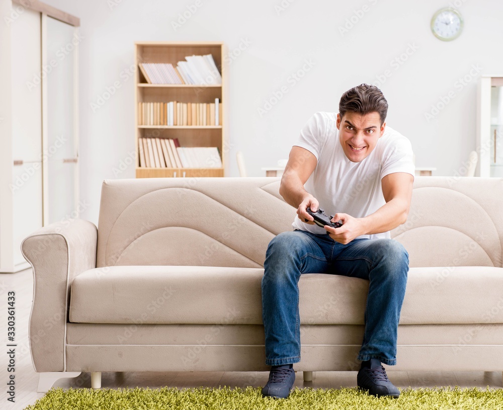 Man addicted to computer games Man addicted to computer games