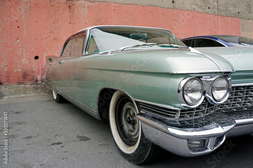 Billede på lærred Classic American car in the street