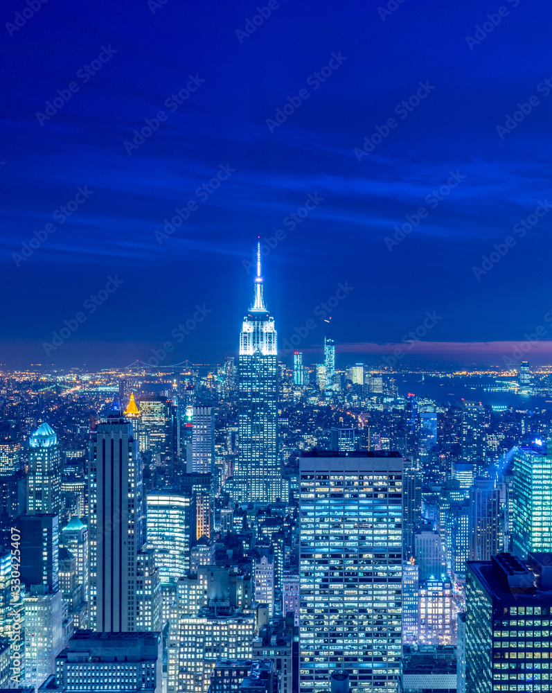 Fototapeta premium View of New York Manhattan during sunset hours