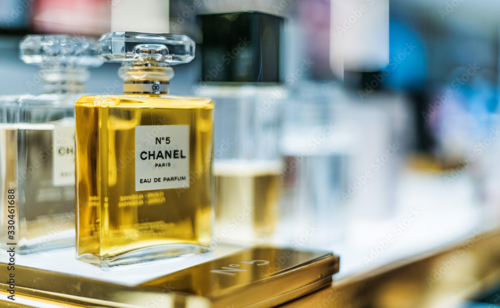 Shop CHANEL Eau de Parfum Spray | Saks Fifth Avenue