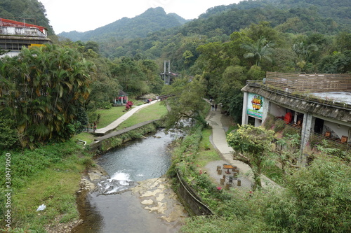 台湾の十分瀑布公園