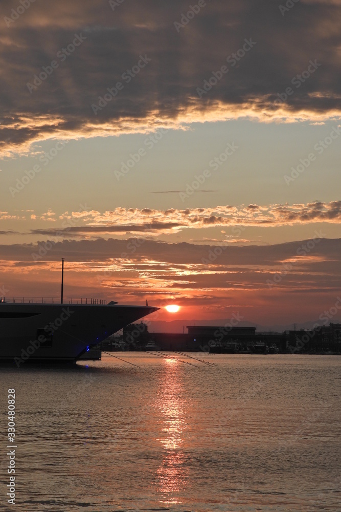 Barcos al atardecer