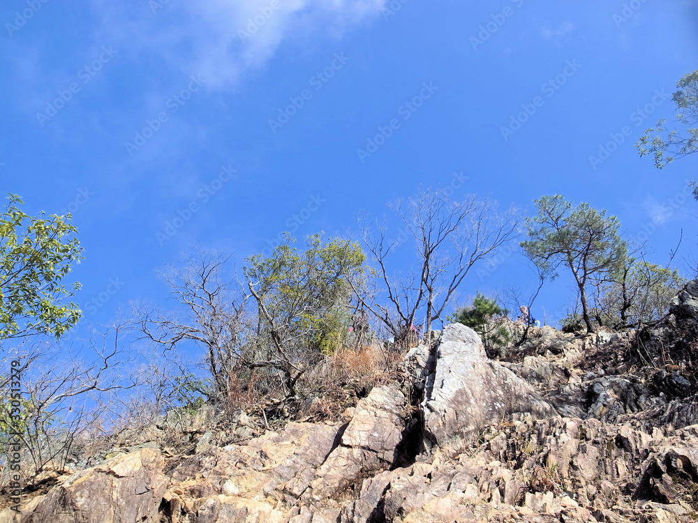 山と青空