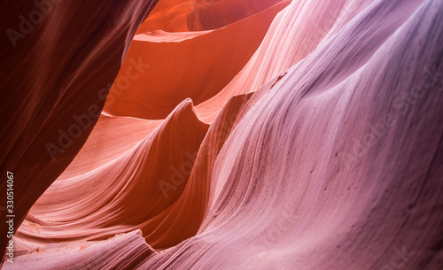 Red rock formations in slot canyon Lower Antelope Canyon at Page, USA © Bastian Linder