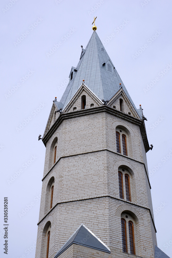 Fototapeta premium Eglise de Kuldiga, Lettonie