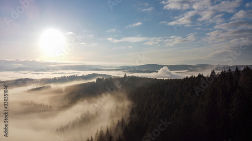 Sonnenaufgang mit Nebel im Sauerland