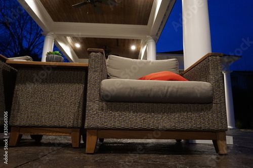 sofa ad column 