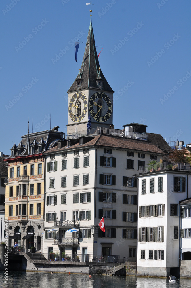 vue sur la vieille ville de Zurich en Suisse
