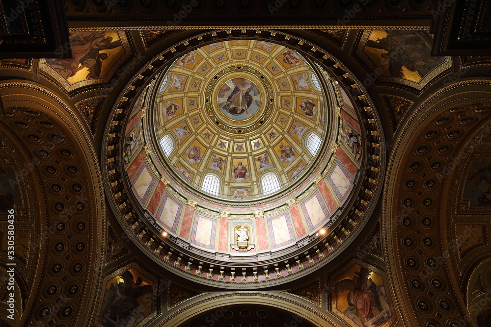  Saint Basilica Stefan in Budapest