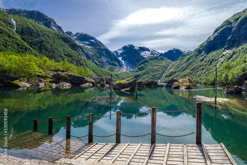 Obraz na płótnie Bondhus mountain lake in Norway w salonie