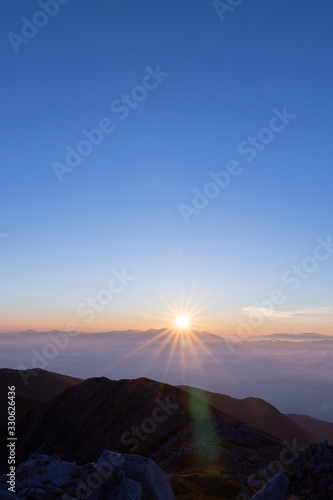 山頂からの日の出