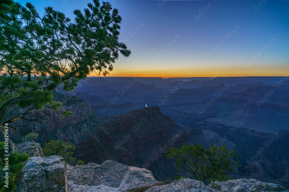 sunset at the hopi point in grand canyon national park, arizona, usa