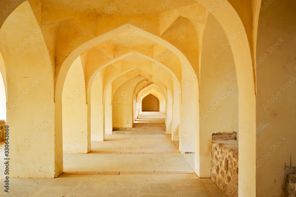 Obraz premium arch of seven tombs hyderabad india 