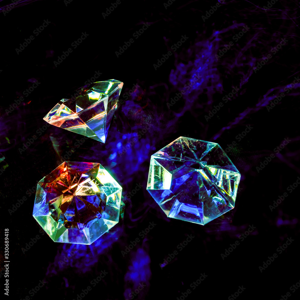 diamant light painting multicolore graphique texture lumière ombre noir violet bijoux diamant light painting multicolore graphique texture lumière ombre noir violet bijoux