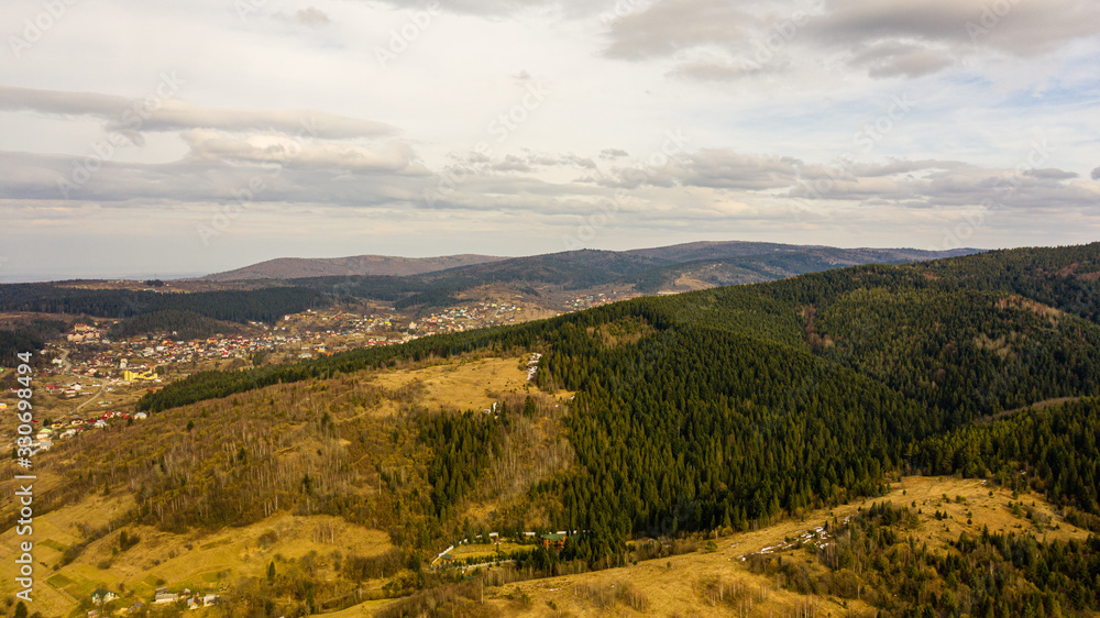 Naklejka premium view of the mountains and nature of Ukraine Carpathians and forests with trees