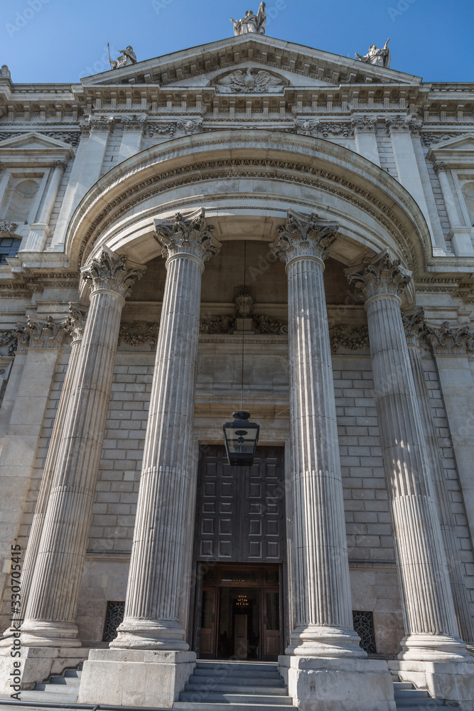 Saint Paul's Cathedral: Door, External Lantern and Columns, London