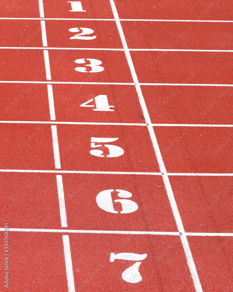 numbers from one to seven of the athletics track lane