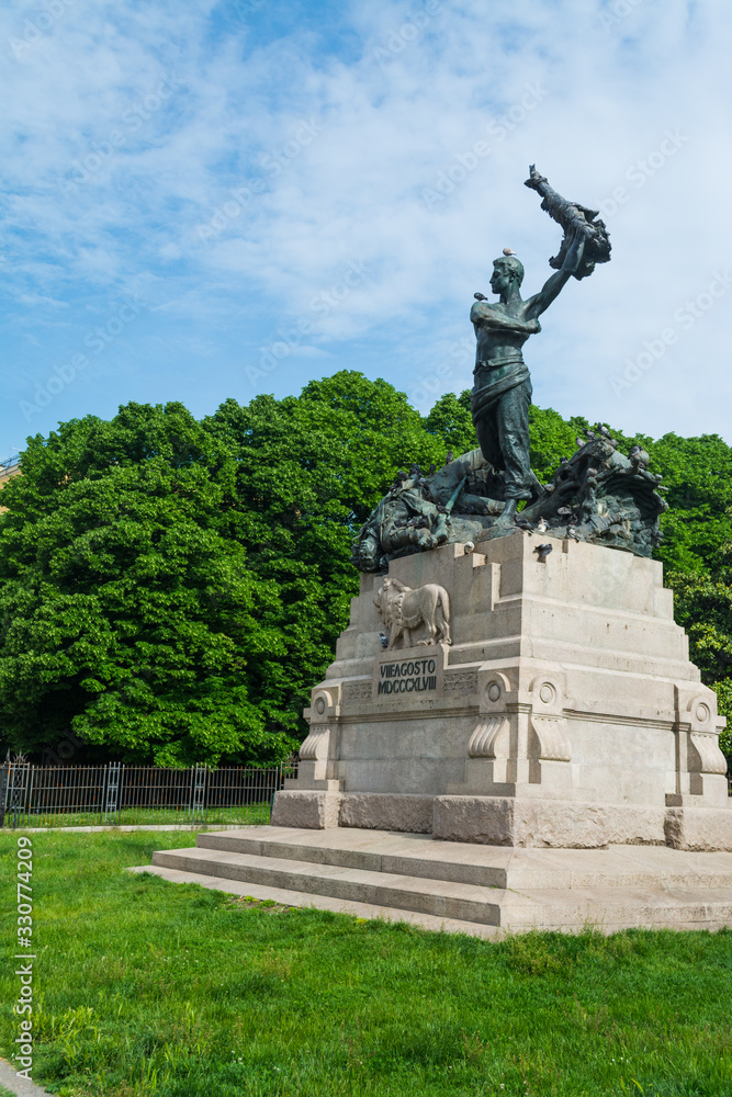 Fototapeta premium Monument to Fallen Partisans in Bologna