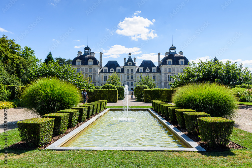 cheverny palace in the loire valley, france