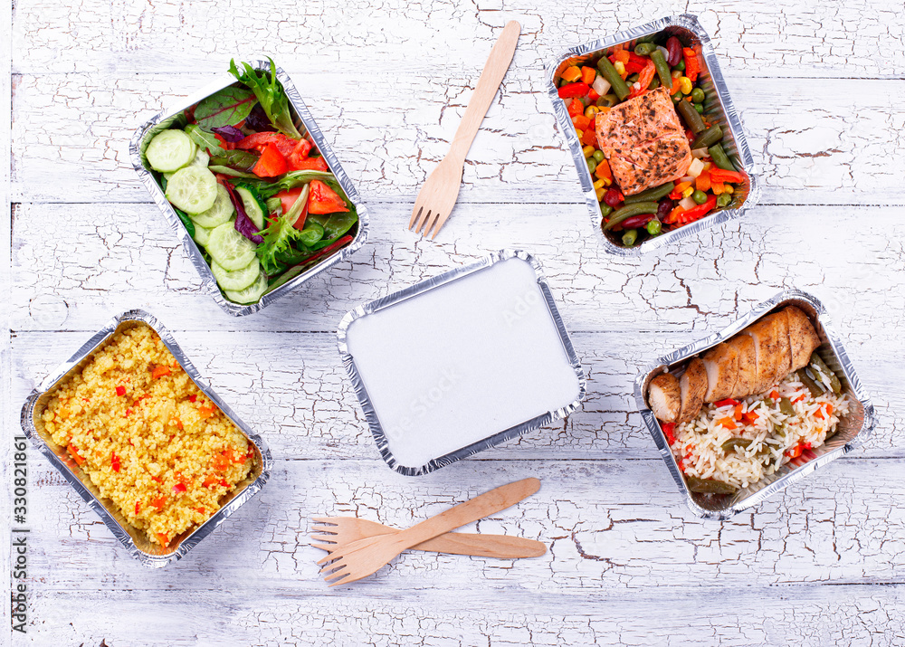 Food delivery concept. Lunch in container - obrazy, fototapety, plakaty 