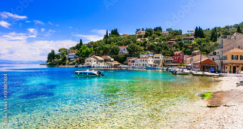 Fototapeta Naklejka Na Ścianę i Meble -  Greek summer holidays - tranquil village Loggos in beautiful Paxos. Ionian islands