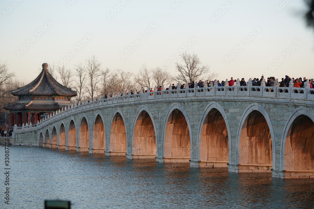 北京頤和園の十七孔橋