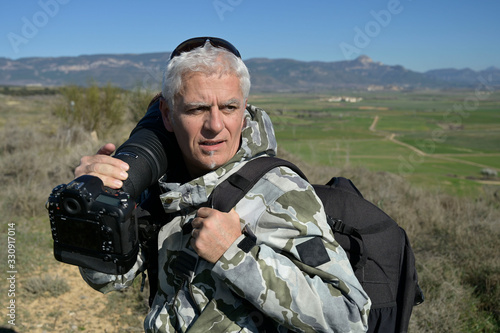 wildlife photographer on photo safari