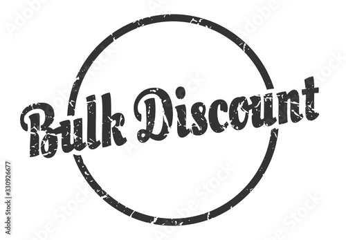 bulk discount sign. bulk discount round vintage grunge stamp. bulk discount