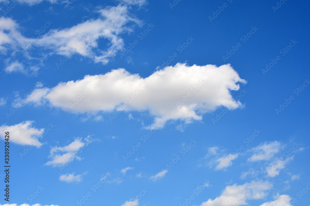 Fototapeta premium White clouds floating in the blue sky